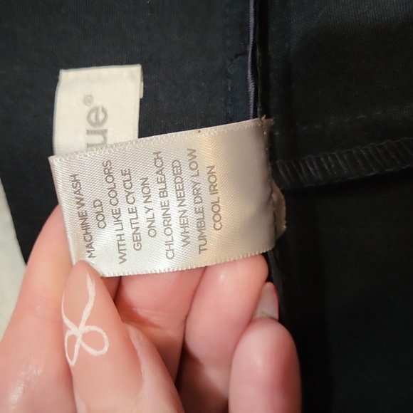 Avenue Straight Leg Pant - Picture 10 of 13